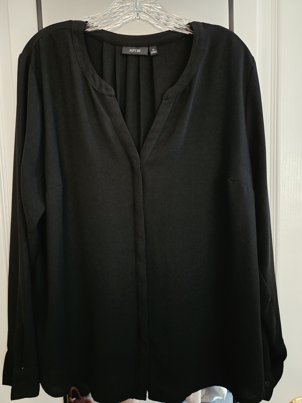 Apt. 9 Black Long-Sleeve Button-Down Blouse